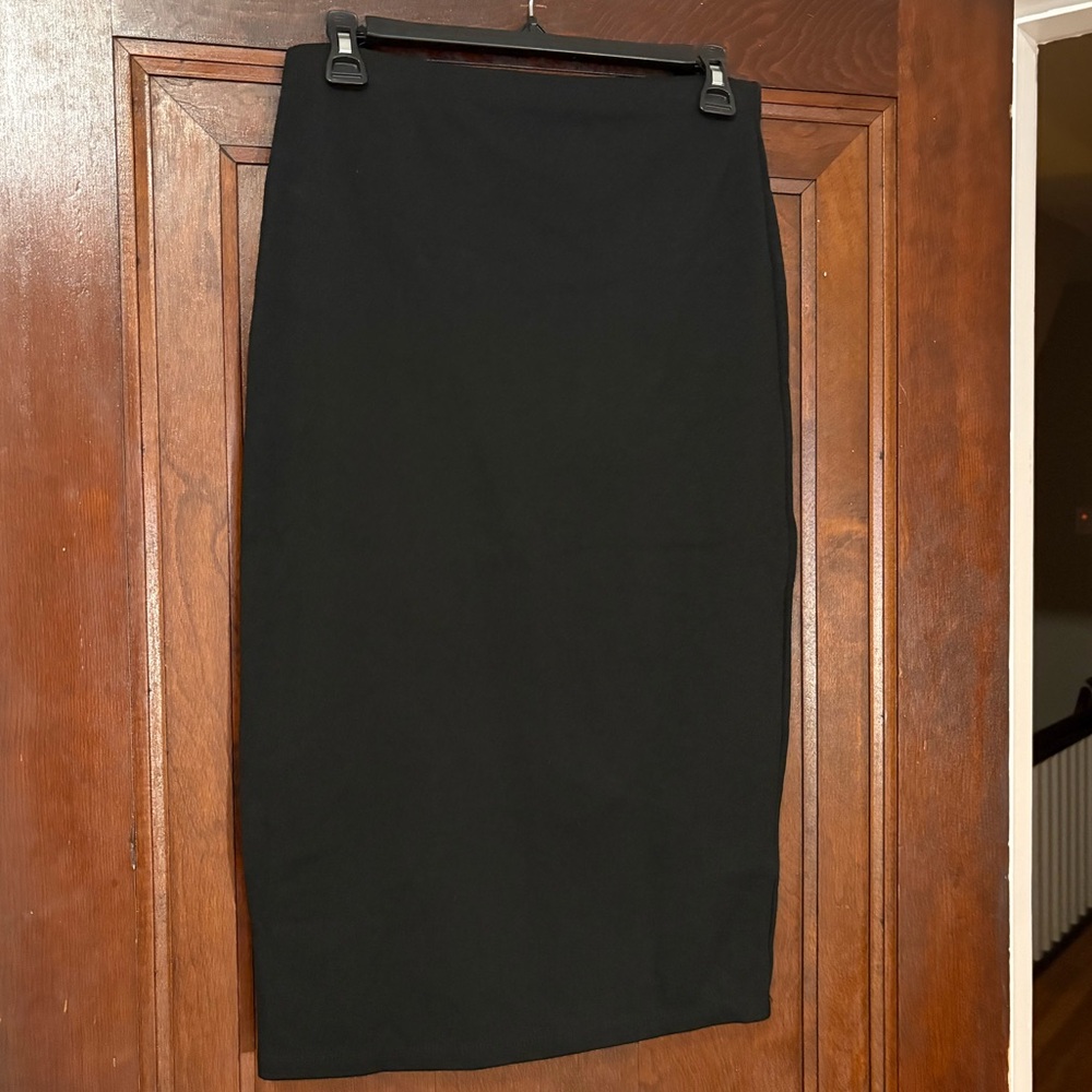 Stretchy Classic Black Pencil Skirt